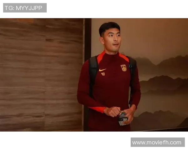 王子铭精彩远射助力球队战胜成都蓉城展现卓越球技 王子铭精彩远射助力球队战胜成都蓉城展现卓越球技