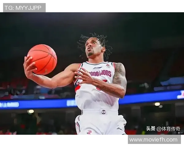 巴里-布朗助攻创新纪录，成为球队得分王