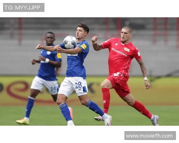 柏林联队大胜奥格斯堡,轻松取得胜利 柏林联队大胜奥格斯堡,轻松取得胜利