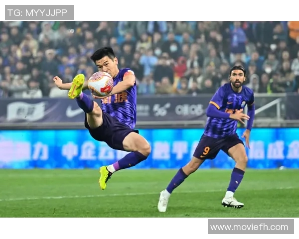 巴顿精彩表现助力天津津门虎成功抢点全场焦点尽显球队实力