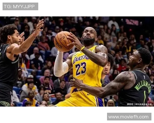 湖人击败热火，詹姆斯攻下三双，确保季后赛席位保障