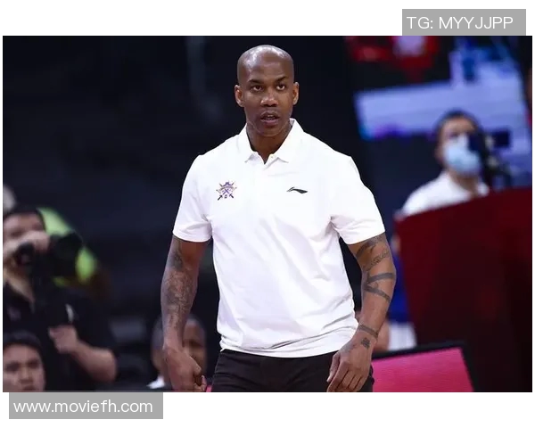 马布里被曝与球队关系紧张或将离职 马布里被曝与球队关系紧张或将离职